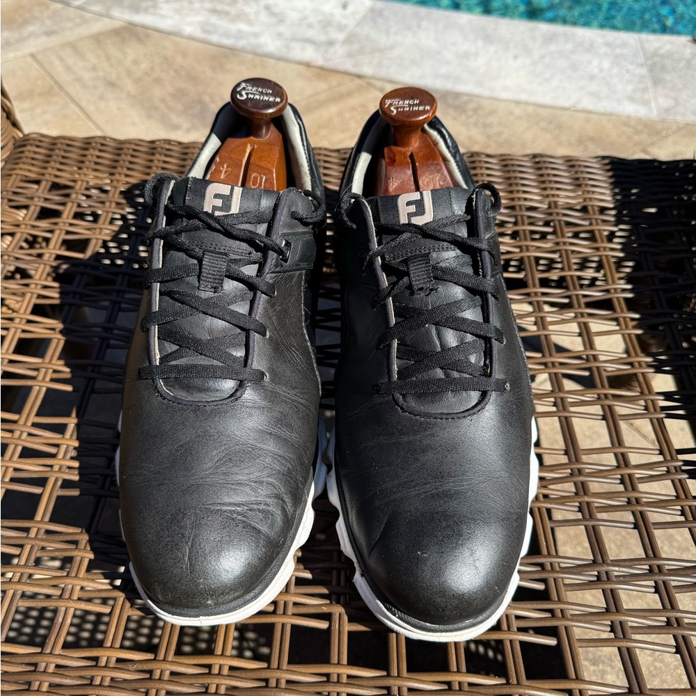 FootJoy Black Leather Athletic Golf Shoes with White Soles and FJ Logo